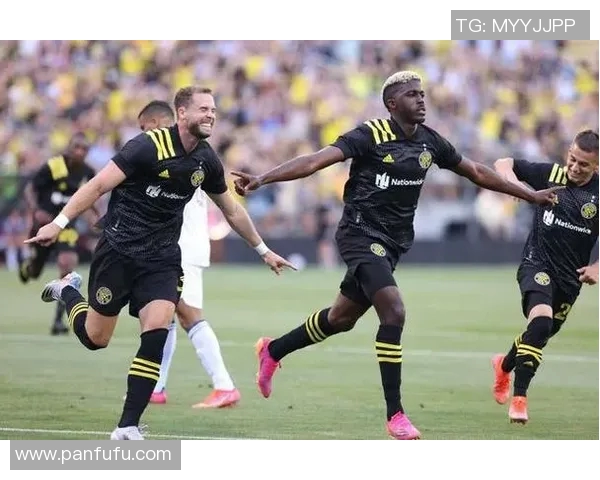 哥伦布机员与洛杉矶银河历史交锋记录分析与对比